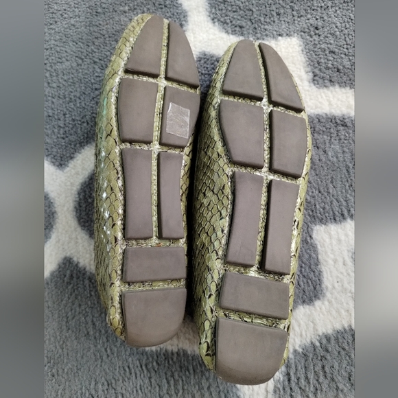 Prada Green Snake Embossed Leather Driving Loafers - Picture 12 of 13